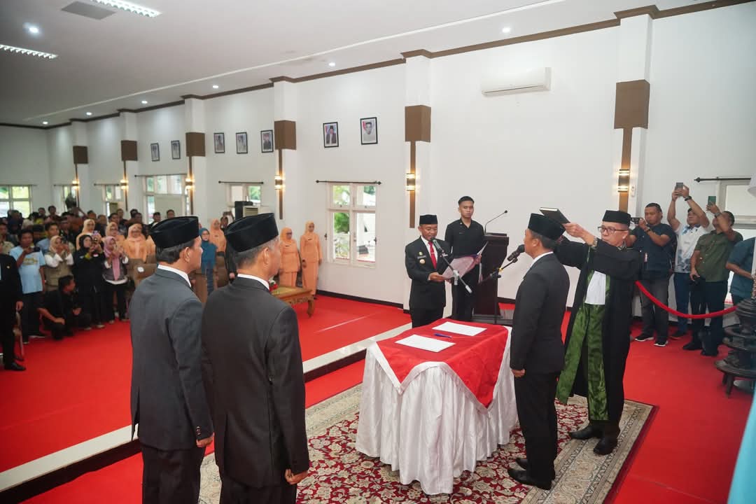 Saharuddin Lantik A.Saharuddin Sebagai Pj Sekda, Bupati Bone Tekankan Bekerja ...