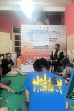 Bangun SDM Madura Yang Global, AMI Hadirkan Pelatihan Bahasa Inggris Gratis Setiap Senin