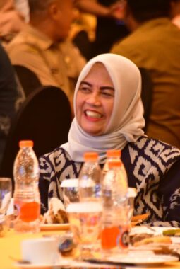 Bupati Ratnawati Hadiri Rakor Persiapan Konstruksi Sekolah Rakyat 2025 di Makassar