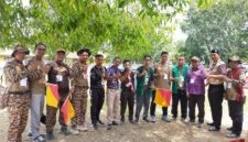 Swafoto bersama peserta tampak semangat dan suasana pelatihan KML di UPT SMP Negeri 3 Watampone