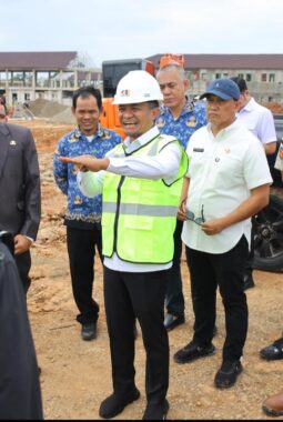 Proyek Sekolah Rakyat Bone Capai 65 Persen, Bupati: Utamakan Kualitas dan Manfaatkan Sumber Daya Lokal