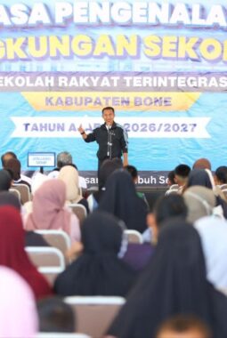 Bupati Bone Buka MPLS Sekolah Rakyat, Tekankan Pendidikan dan Pembentukan Karakter Generasi Muda